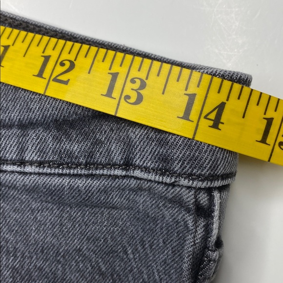 Women’s Levi's High Waisted Dark Gray Jeans - Picture 8 of 13